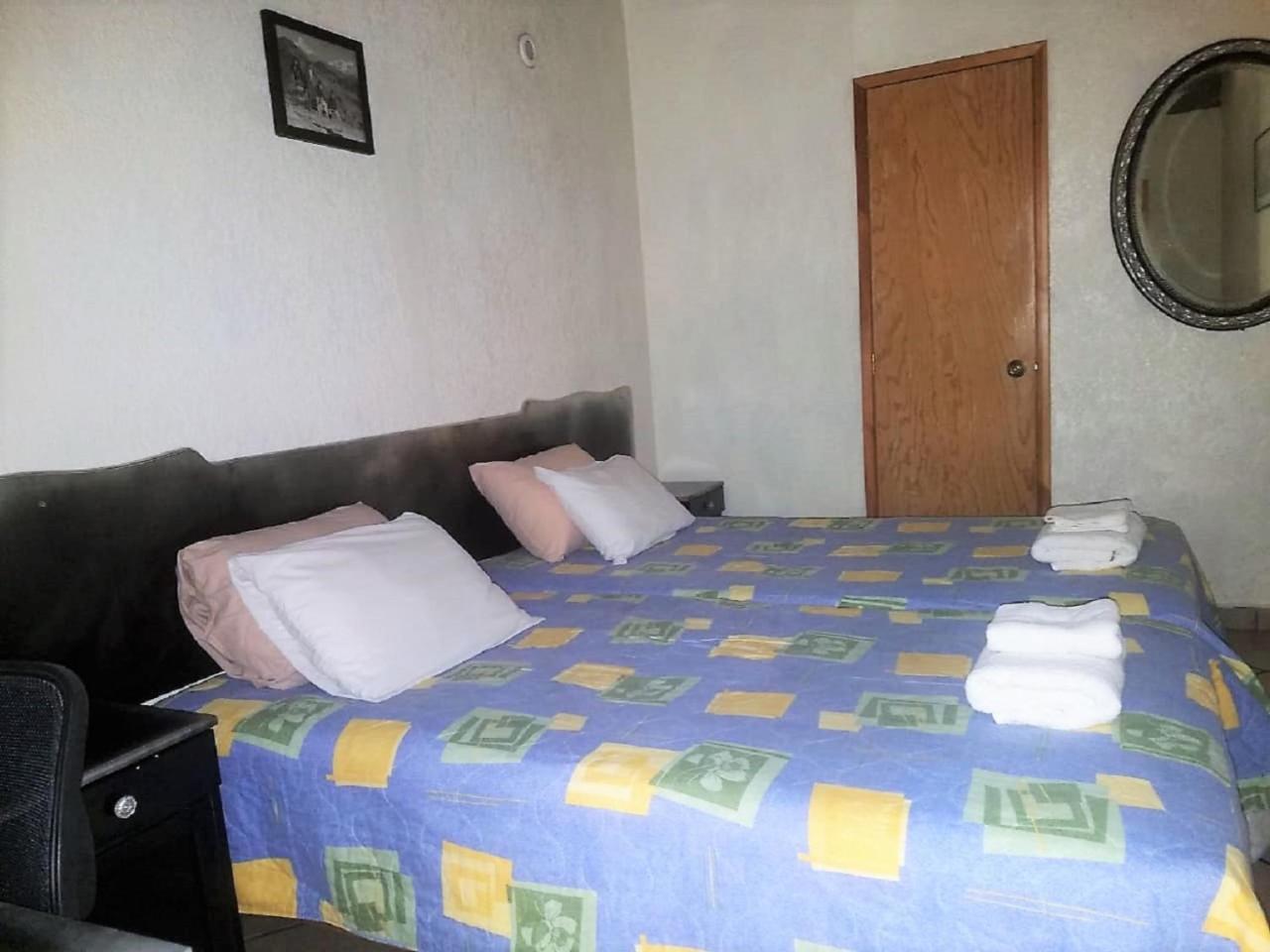 C Huespedes Sn Angel Home - Confirme Reservacion Al Telefono Siempre - — Photos 3